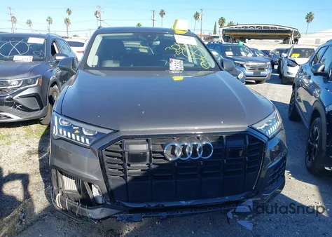2021 Audi Q7 Prestige 55 Tfsi Quattro Tiptronic z USA, uszkodzony, nr VIN WA1VXBF79MD032133